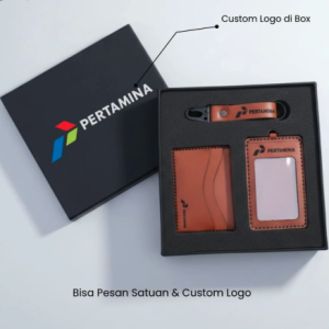 Souvenir Dompet, Lanyard & Gantungan Kunci Kulit
